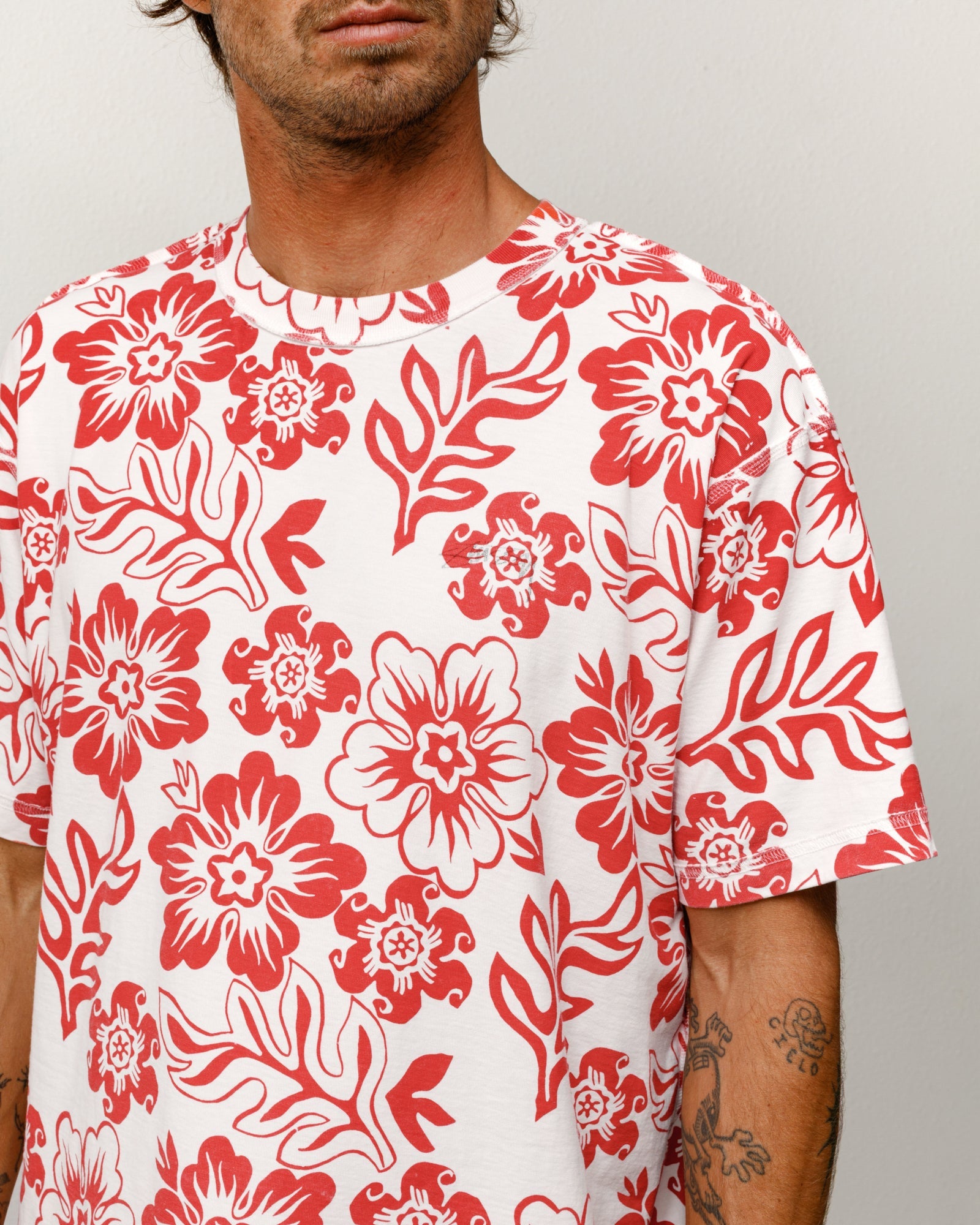 LAZY FLORAL TEE