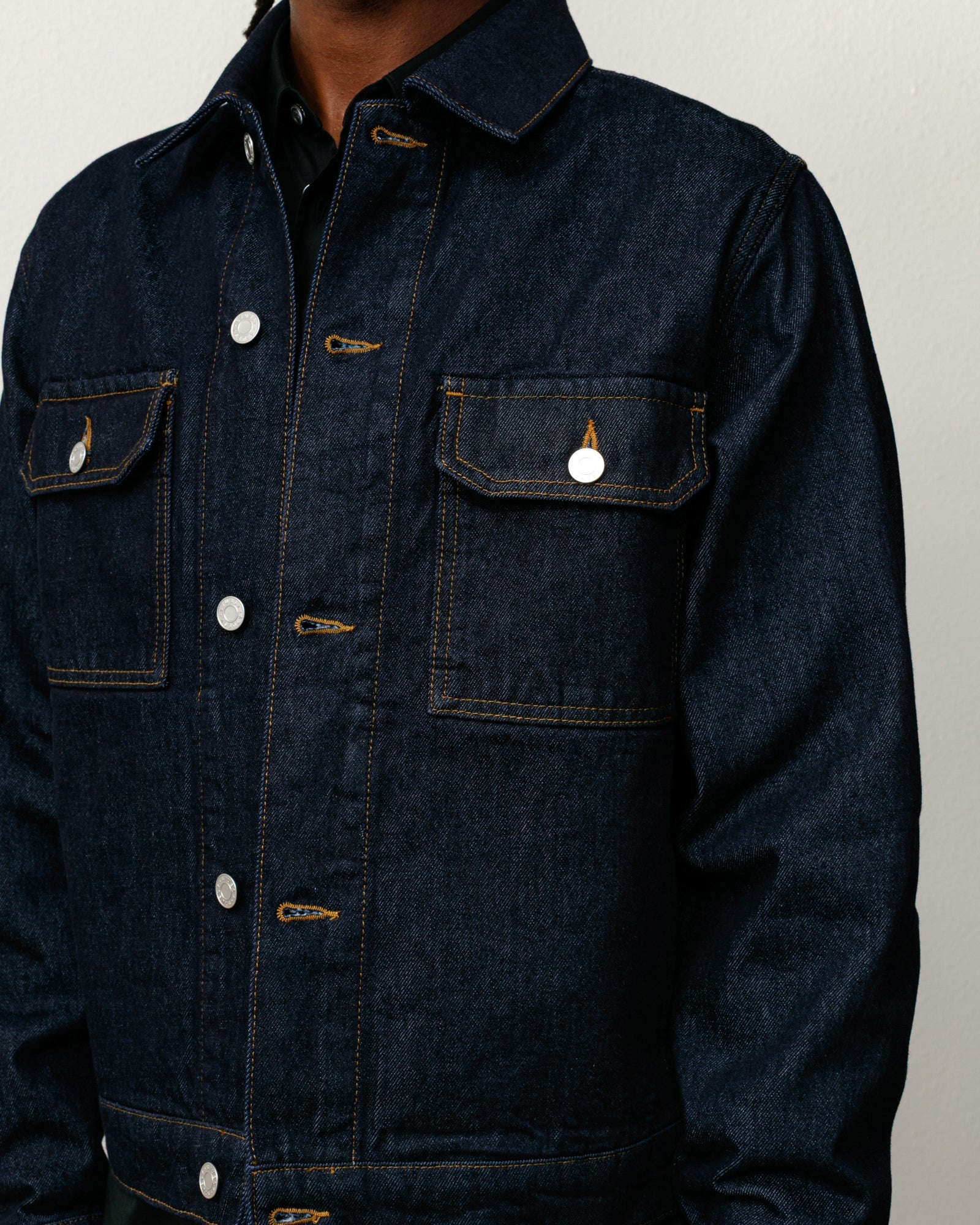 DENIM TRUCKER JACKET