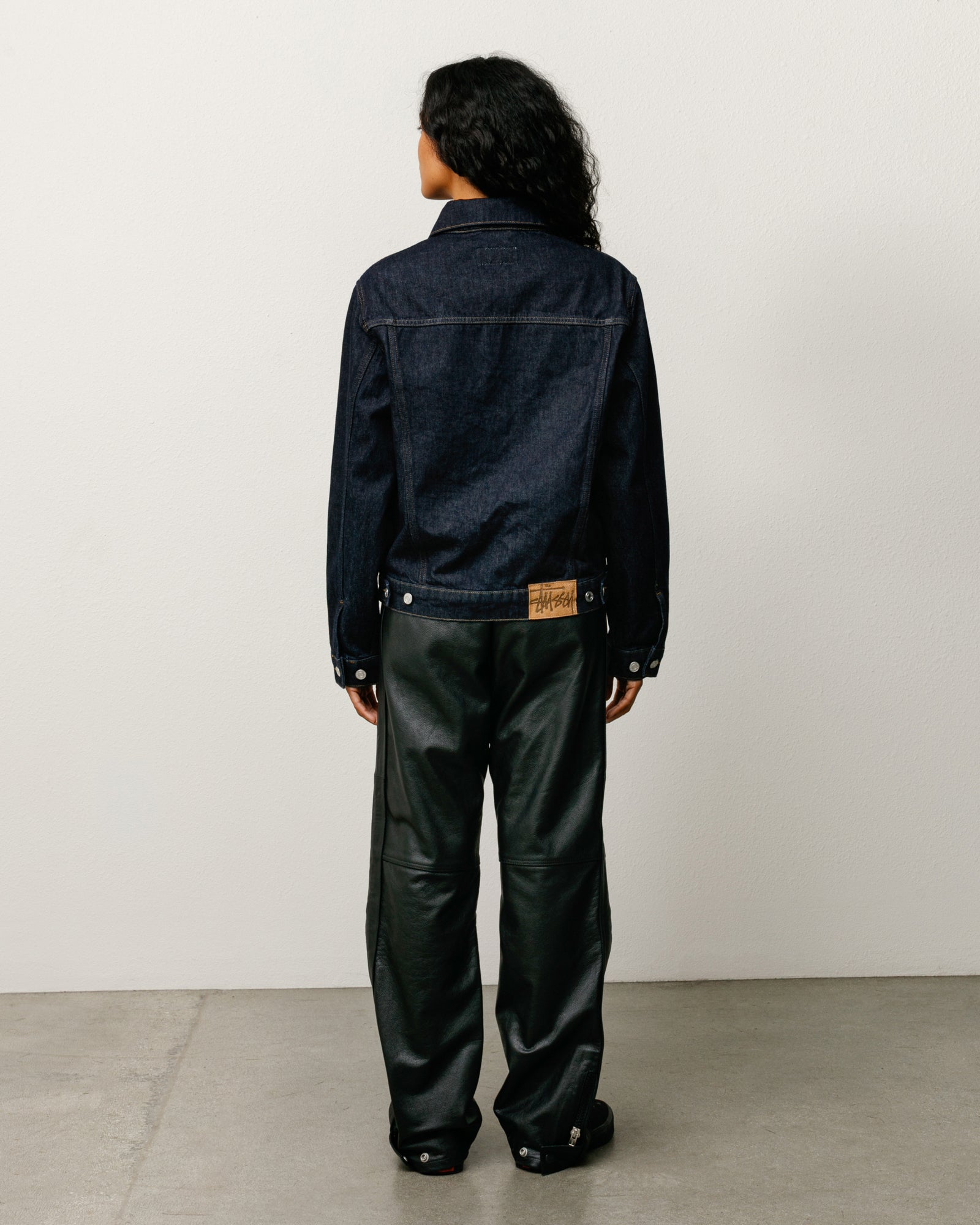 DENIM TRUCKER JACKET