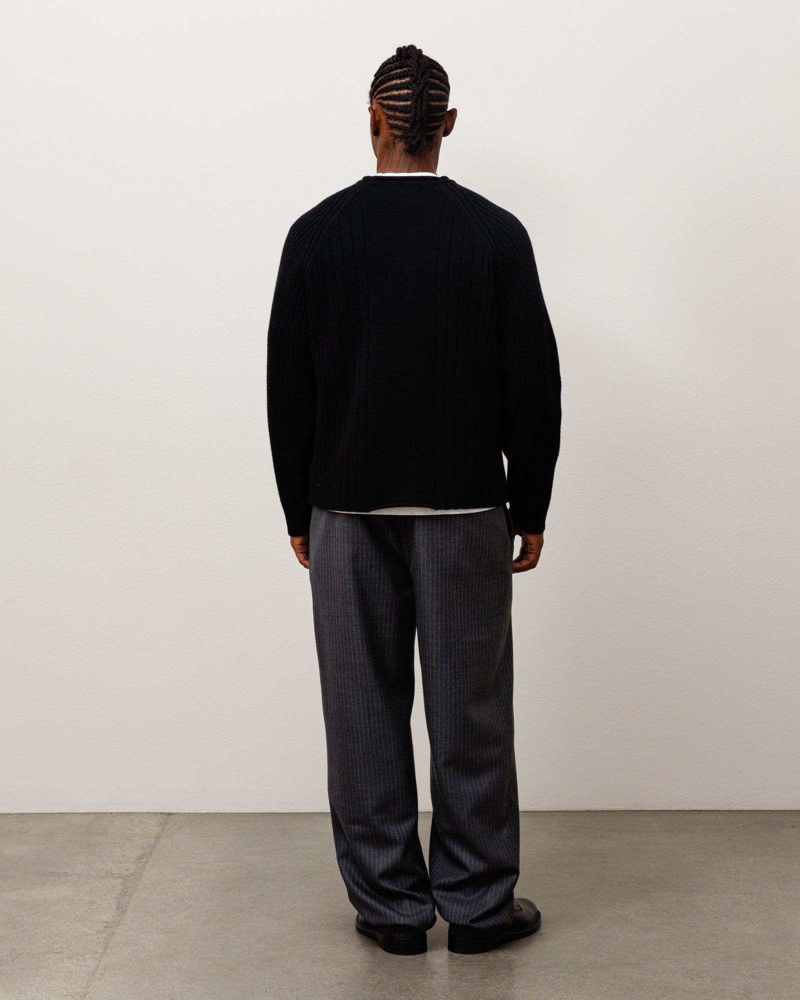 MERINO ROLL NECK SWEATER